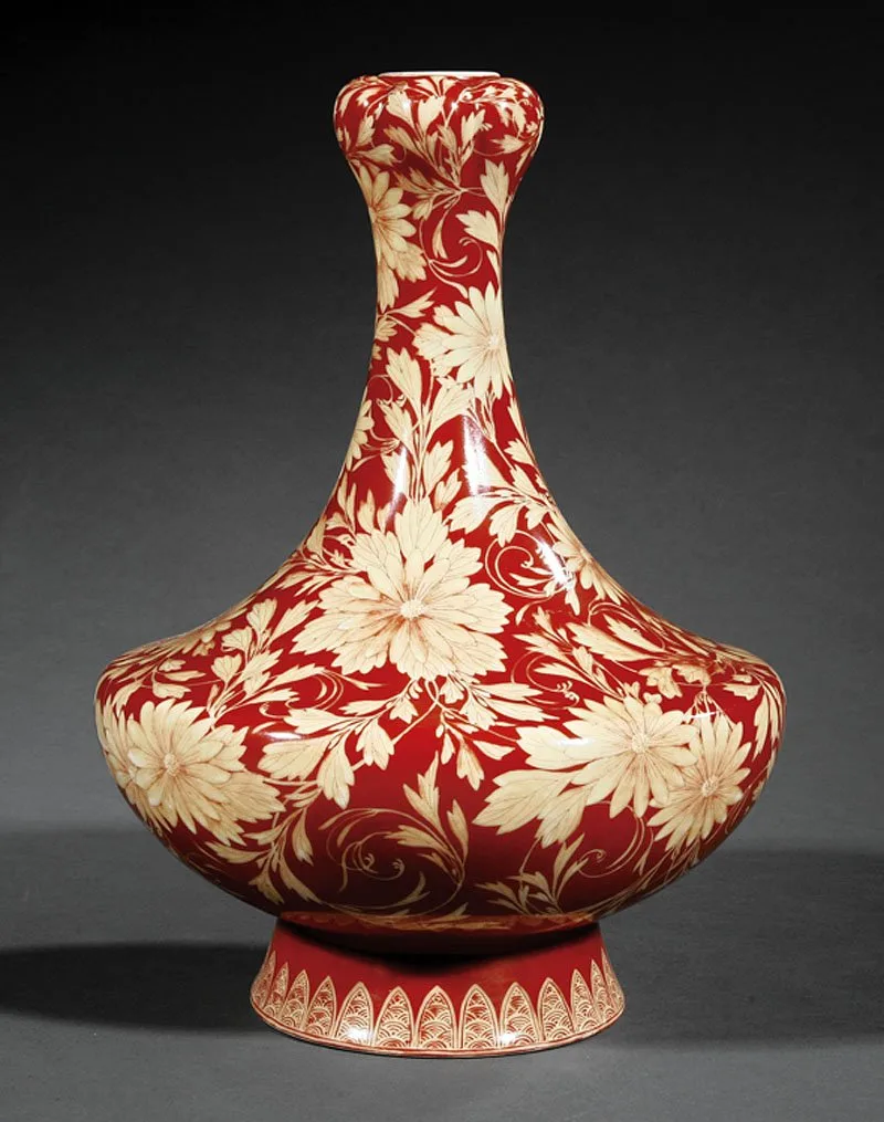 Japanese Iron Red Decorated Porcelain Bottle Vase