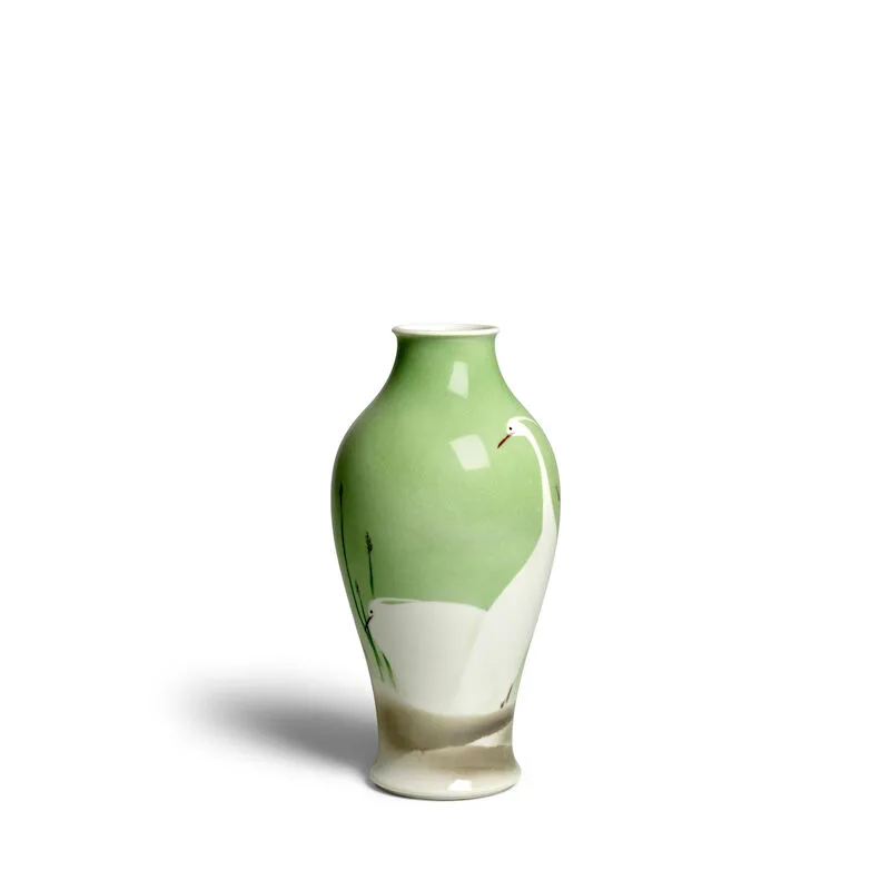 MAKUZU (MIYAGAWA) KŌZAN (1842-1916) A Porcelain Vase Showa era (1926-1989), earl