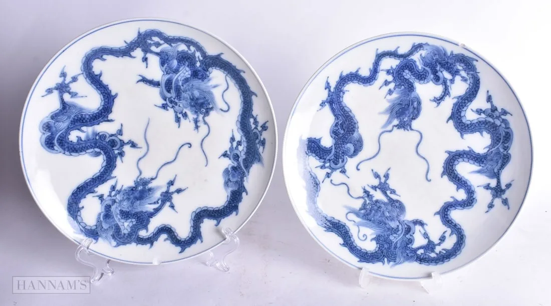 TWO 19TH CENTURY JAPANESE MEIJI PERIOD PORCELAIN DRAGON PLATES by Makuzu Kozan. 