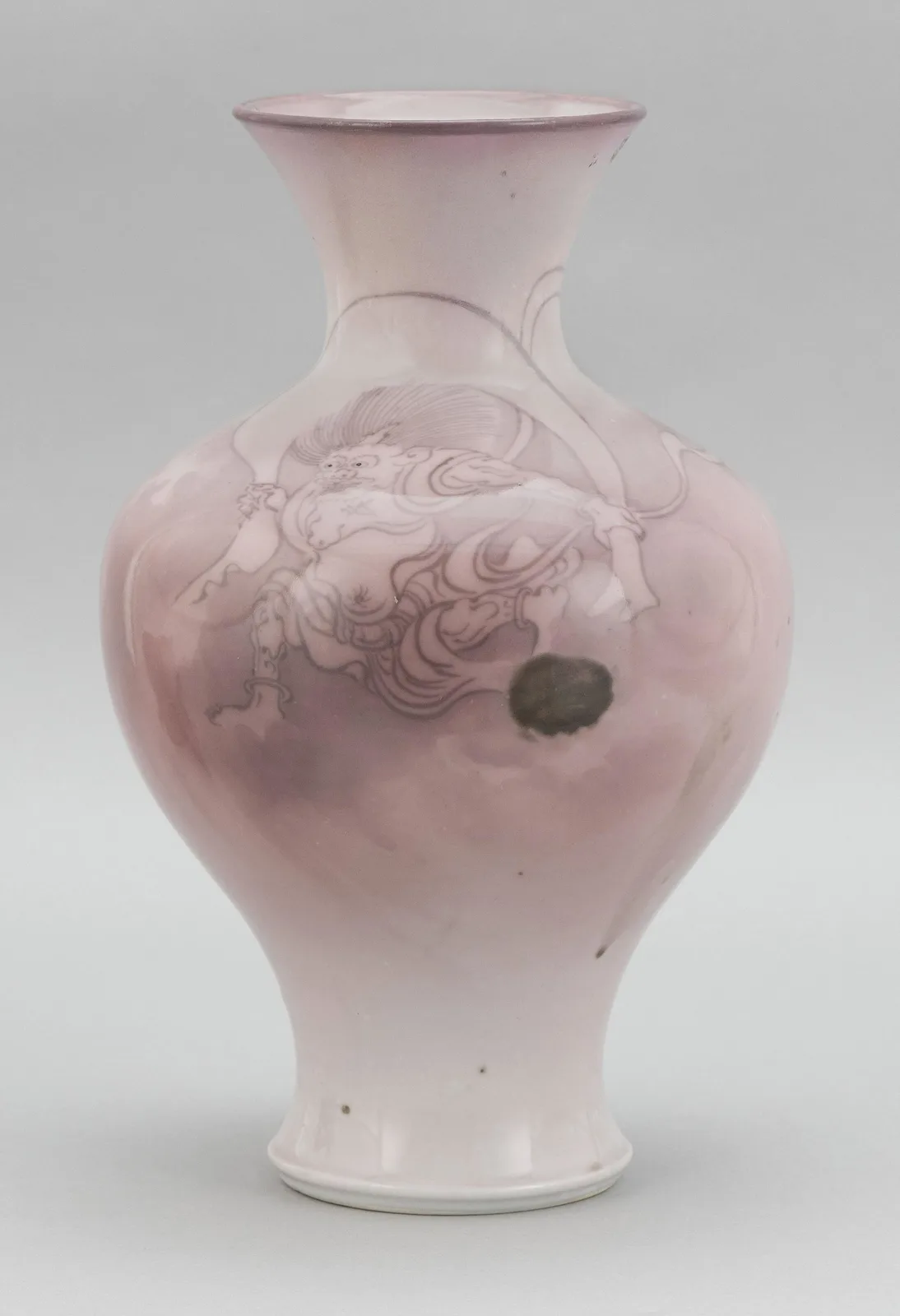 JAPANESE PORCELAIN VASE BY MAKUZU KOZAN Meiji Period
