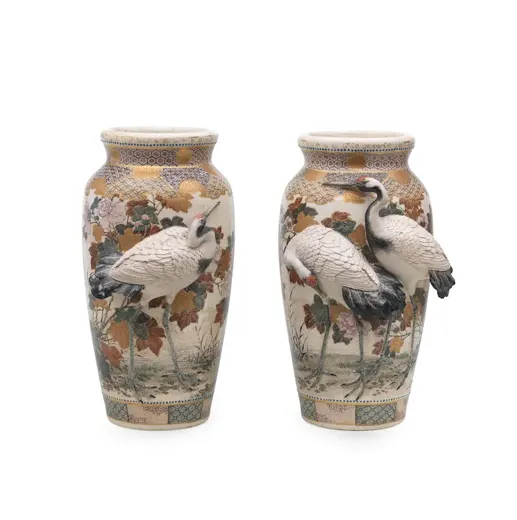 MAKUZU KOZAN (1842-1916) A Pair of Earthenware Baluster Vases with Appliqué Decoration Meiji era (1868-1912), late 19th 